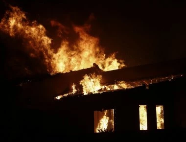 40 χρόνια φωτιές στην Αττική: Από τις πυρκαγιές του 1981-82 σε Κηφισιά και Διόνυσο στην τραγωδία στο Μάτι